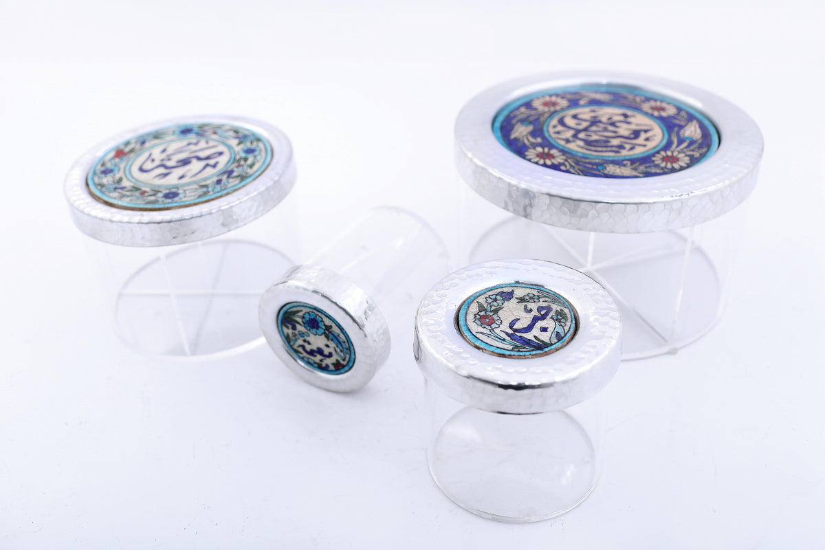 Box Round Hand Hammered Aluminum + Qishani / Brass+ Qishani