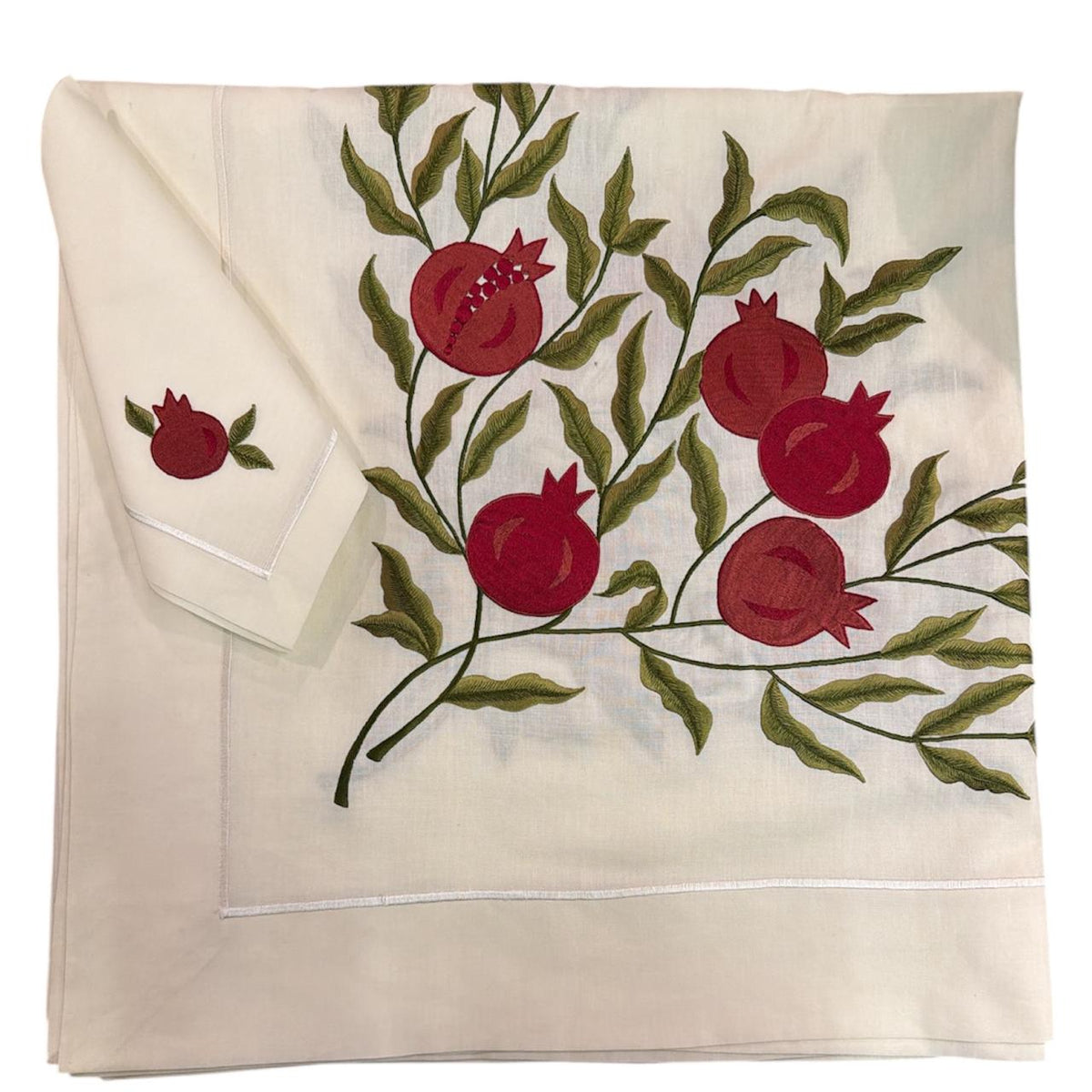 Table Cloth (2*2m) with 8 napkins