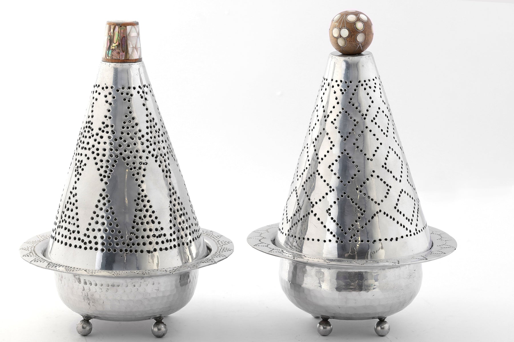 Mabkhara Pyramid Hand Hammered Aluminum with Handle Solid Walnut Wood with Inlay Seashell Mother of Pearl and Tin(D19H30cm)