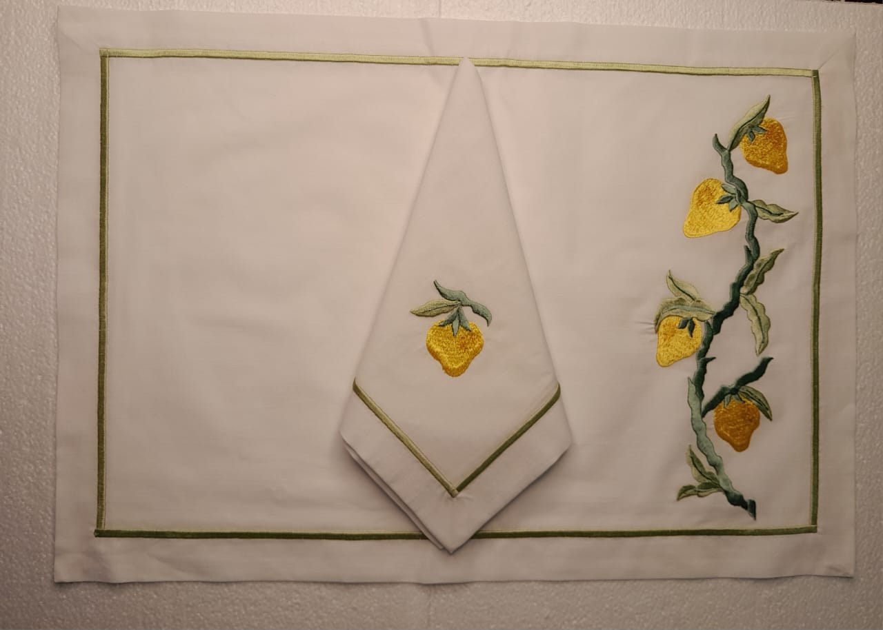 Placemat with Napkins Polycotton Embroidered- Category 1