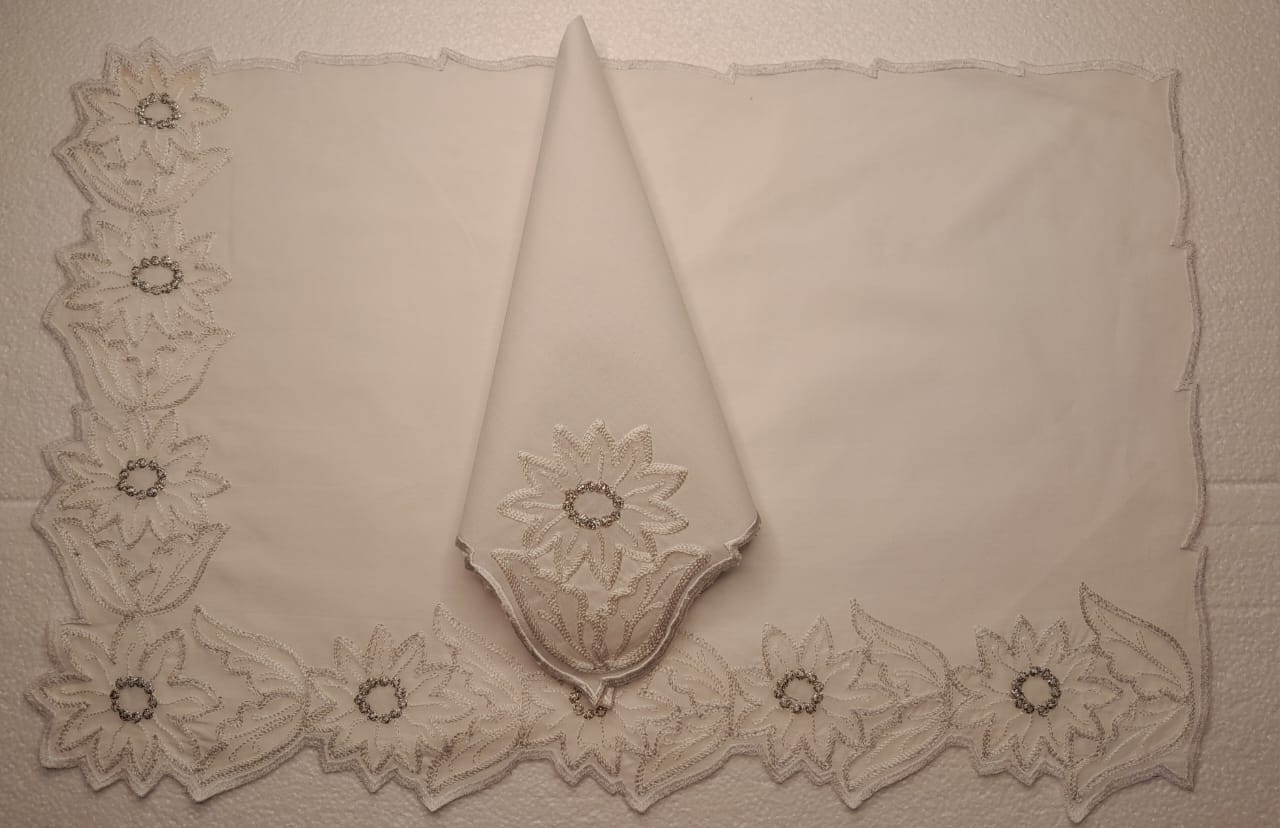 Placemat with Napkins Polycotton Embroidered-Category 4