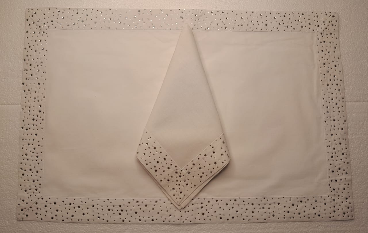 Placemat with Napkins Polycotton Embroidered-Category 4