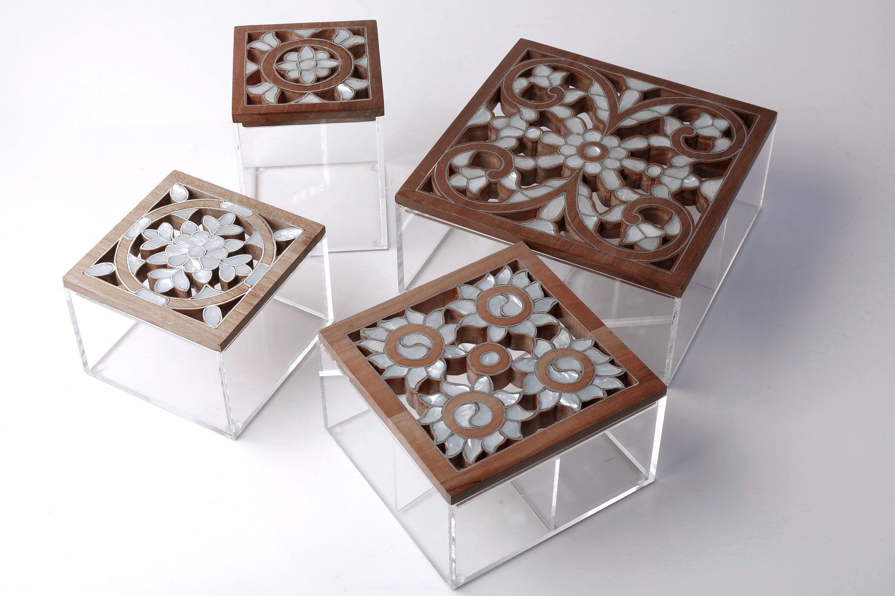 Box Square Handmade Plexi+ Cover Wood with Inlay Mother of Pearl