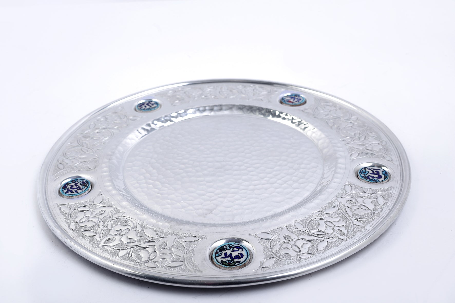 Placemat Hand Hammered Aluminum with Qishani D37cm