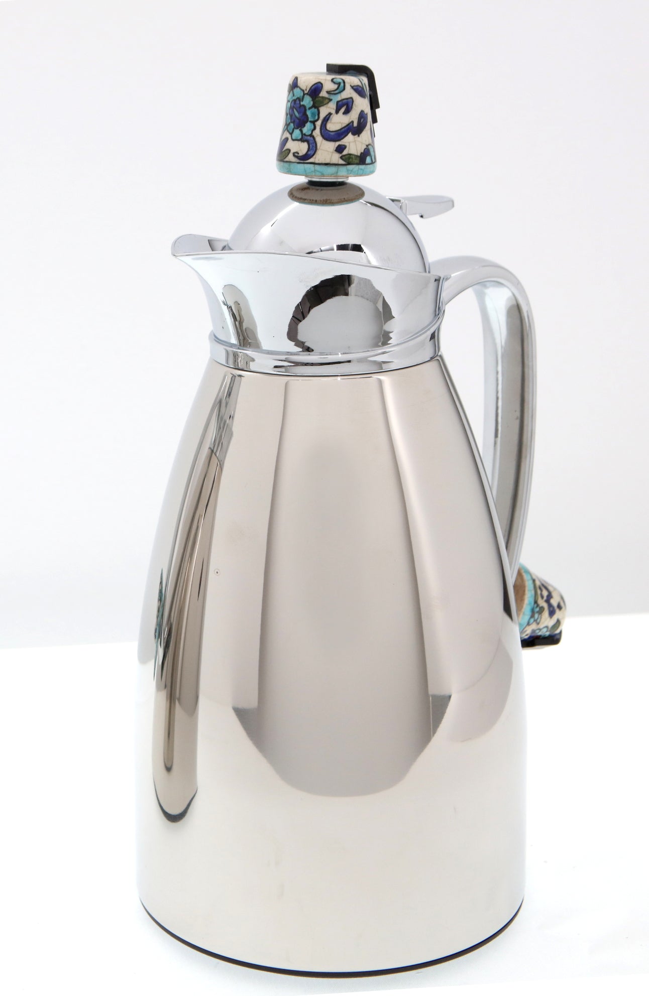 Thermos Stainless Steel with Qishani (1Liters)/PCS